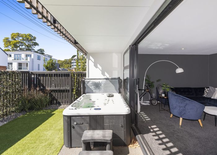  at 2/11 Exeter Street, Merivale, Christchurch City, Canterbury