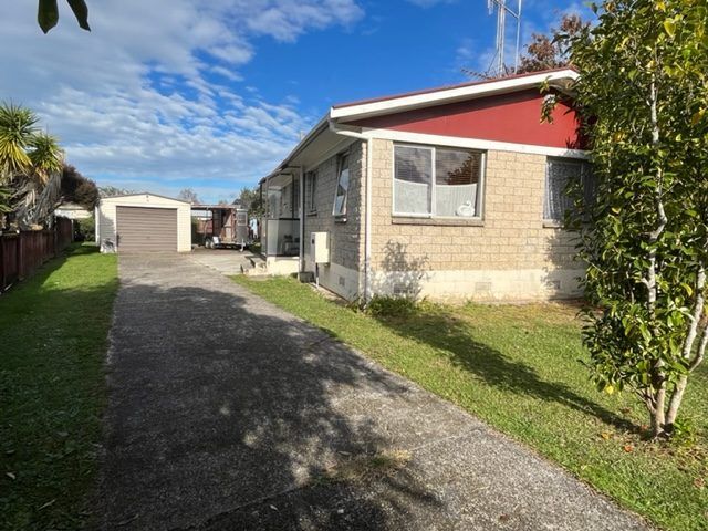  at 4 Lovelock Place, Chartwell, Hamilton, Waikato