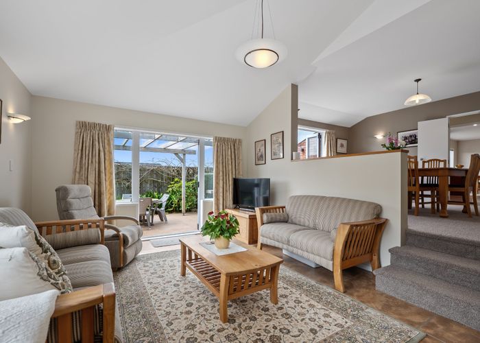  at 80 Eban Avenue, Hillcrest, North Shore City, Auckland