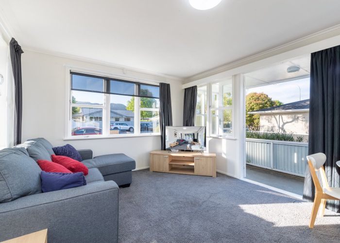  at 1/400 Fergusson Drive, Heretaunga, Upper Hutt
