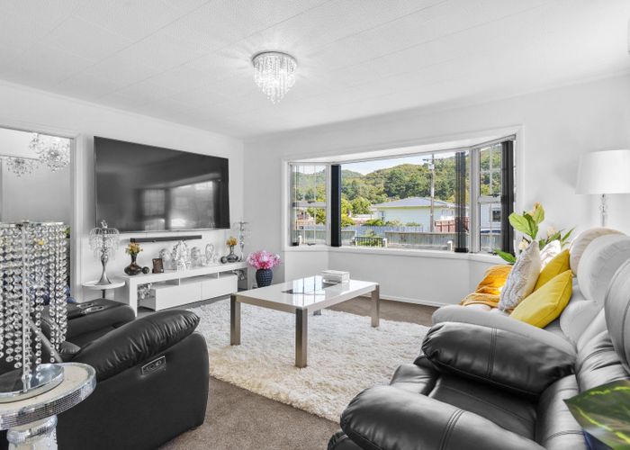  at 8 Karamu Crescent, Wainuiomata, Lower Hutt, Wellington