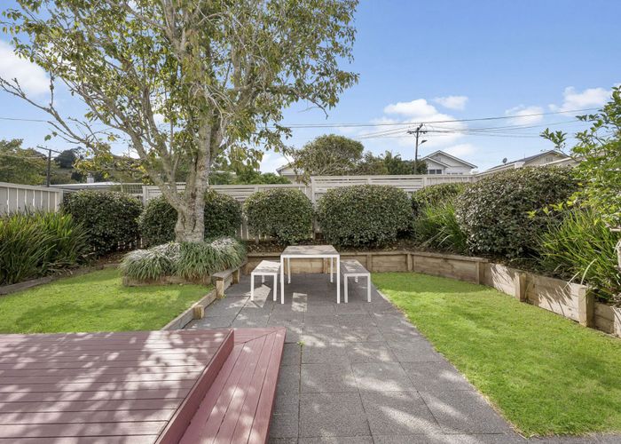  at 22 Highland Road, Mount Albert, Auckland