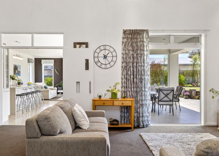  at 25 Magnolia Rise, Waipahihi, Taupo
