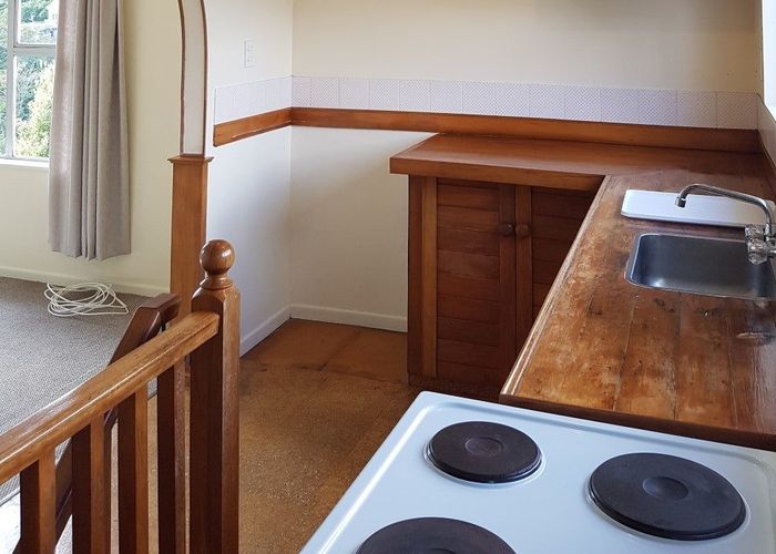  at 75b Airlie Road, Plimmerton, Porirua, Wellington