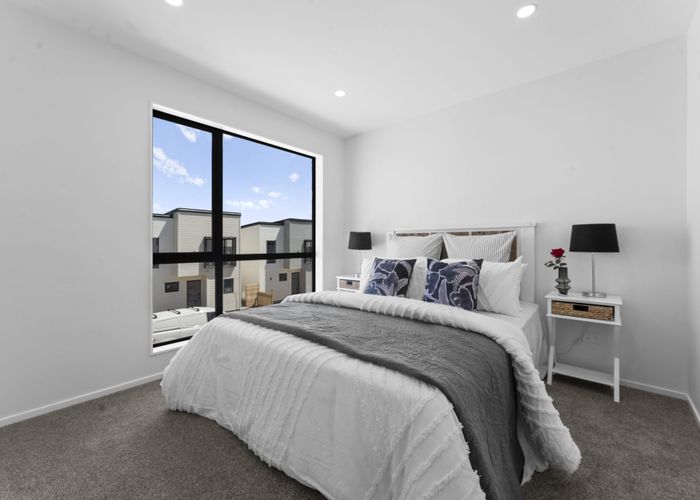  at 7 Greenbrier Street, Westgate, Waitakere City, Auckland