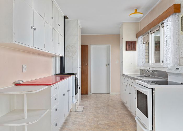  at 42 Lord Cobham Avenue, Whakatane