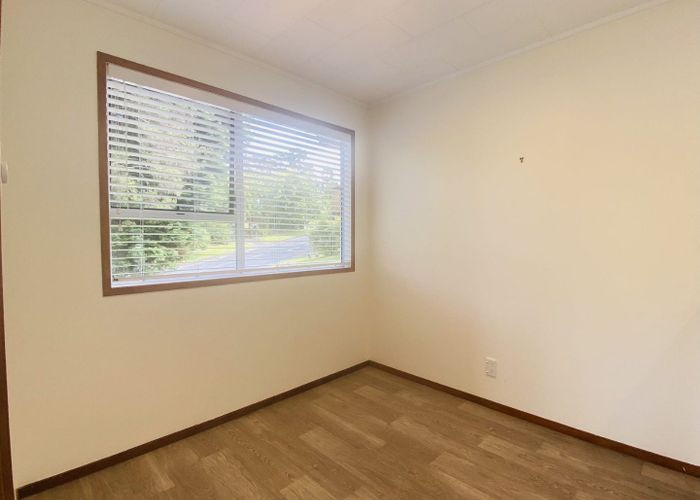  at 31 Contessa Drive, Glenfield, Auckland