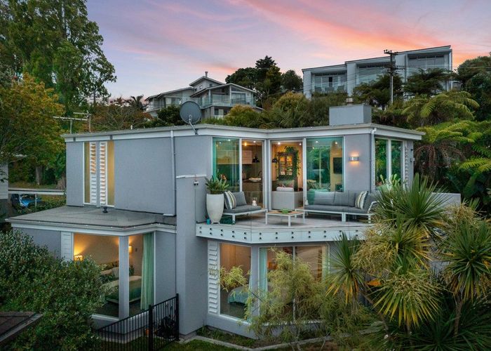  at 42 Bayview Road, Browns Bay, Auckland