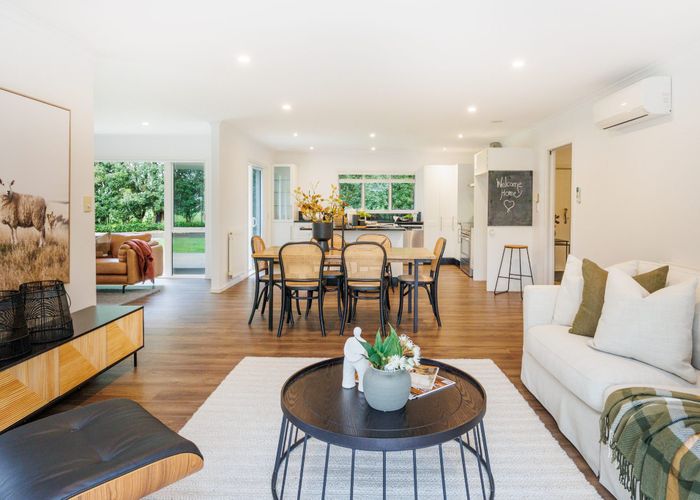  at 35 Oram Drive, Turitea, Palmerston North, Manawatu / Whanganui