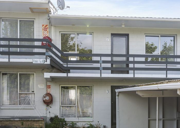  at 7/46 School Road, Kingsland, Auckland