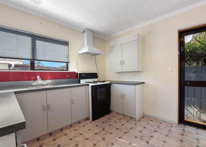  at 2/8 Browning Crescent, Stoke, Nelson