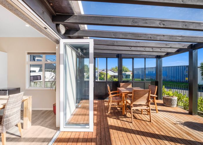  at 4 Iwiroa Terrace, Durie Hill, Whanganui, Manawatu / Whanganui