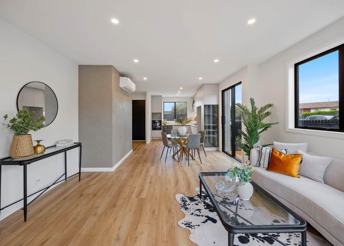  at 4 Chesley Place, Half Moon Bay, Manukau City, Auckland