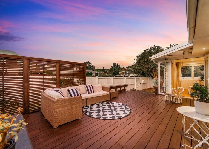  at 2 Tyne Road, Forrest Hill, North Shore City, Auckland