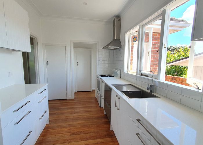  at 17 Burch Street, Mount Albert, Auckland