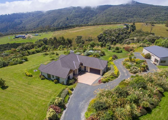  at 876 Blueskin Road, Mount Cargill
