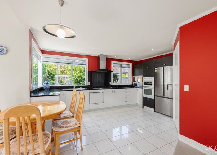  at 4/125 Woburn Road, Woburn, Lower Hutt, Wellington