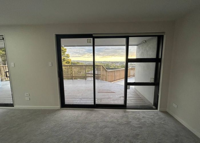  at 41B Gracechurch Drive, Flat Bush, Auckland