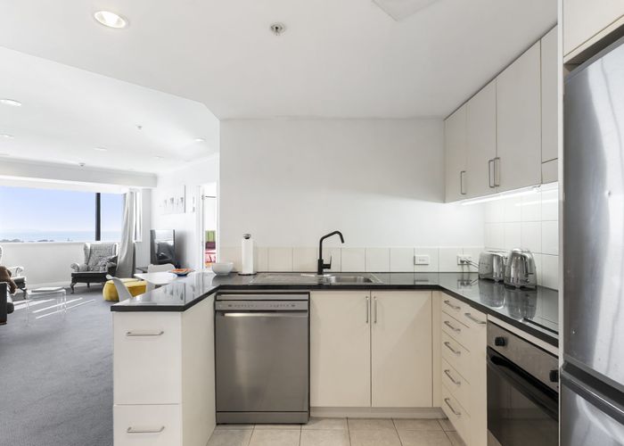  at 9-17 Byron Avenue, Takapuna, North Shore City, Auckland