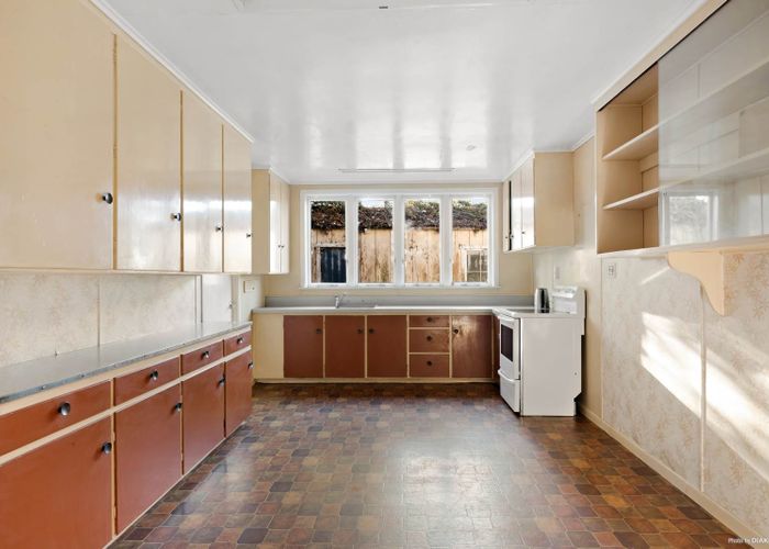  at 274 Karioitahi Road, Karioitahi, Waiuku