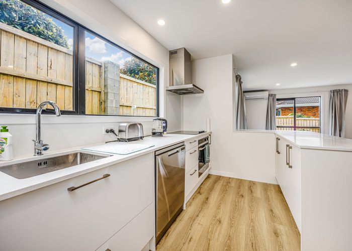  at 12A Bluefin Way, West Harbour, Waitakere City, Auckland