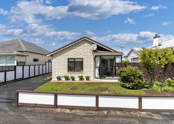  at 33A Hargest Crescent, Saint Kilda, Dunedin, Otago