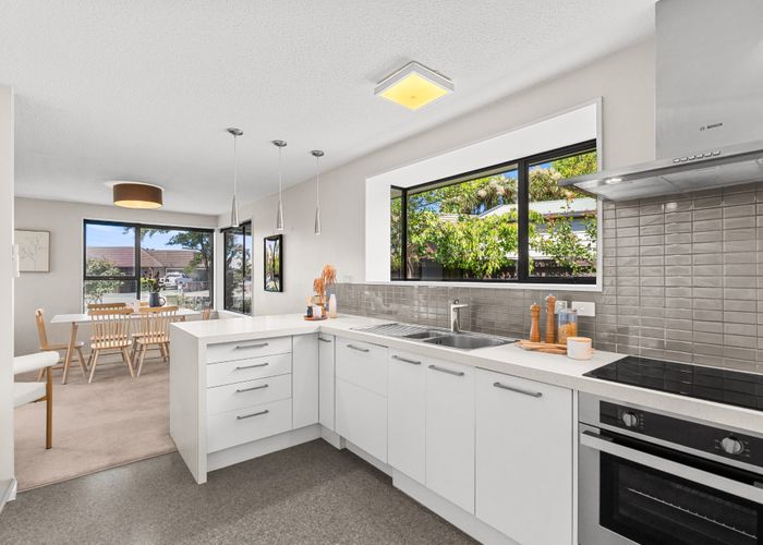  at 14 Tivoli Place, Bishopdale, Christchurch City, Canterbury