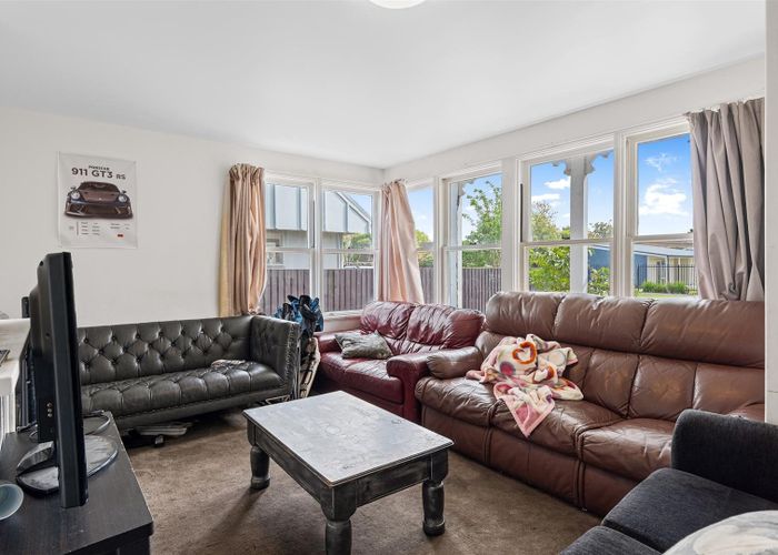 at 42 & 42a Suva Street, Upper Riccarton, Christchurch City, Canterbury