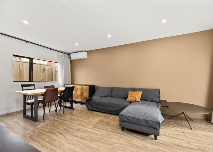  at 6 KORAMA LANE, New Lynn, Waitakere City, Auckland