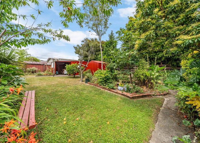  at 2/28 Ranfurly Street, Trentham, Upper Hutt