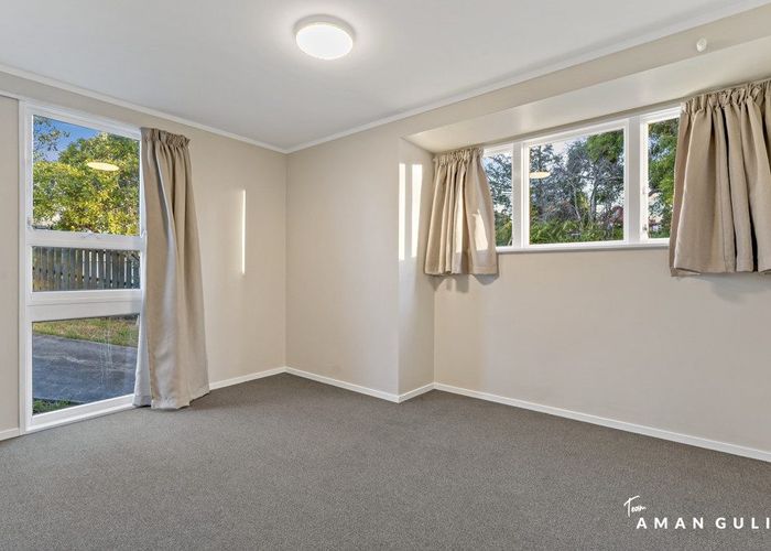  at 20 Grandison Crescent, New Lynn, Waitakere City, Auckland
