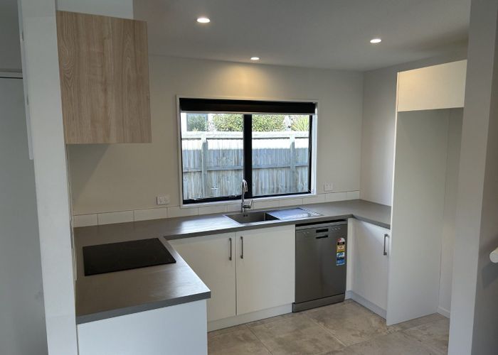  at 2/26 Grove Road, Addington, Christchurch City, Canterbury