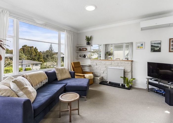  at 19 Blease Street, New Lynn, Auckland