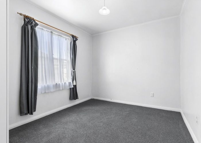  at 2/17 Hall Street, Newtown, Wellington, Wellington