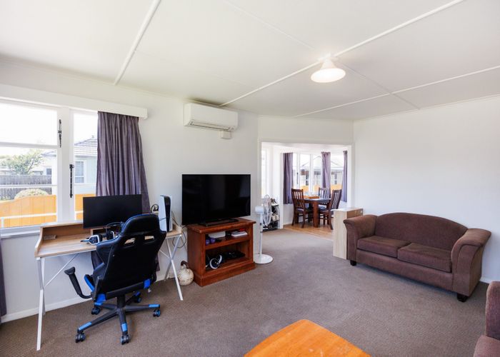  at 25 Humber Street, Roslyn, Palmerston North