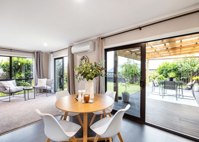  at 5 Ruske Place, Grandview Heights, Hamilton