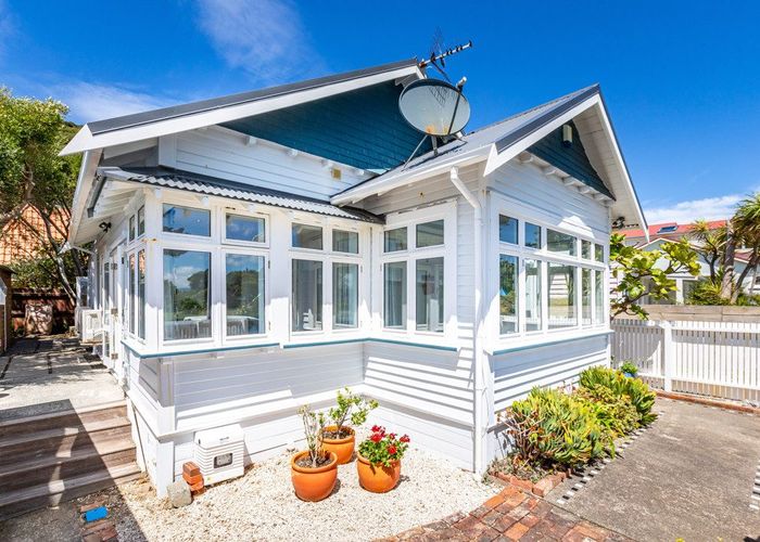  at 57 Marine Parade, Eastbourne, Lower Hutt, Wellington