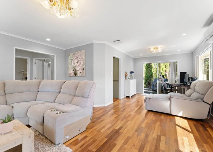  at 117C Glendhu Road, Bayview, Auckland
