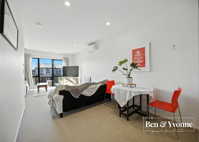  at 6 Tahuhu Road, Mount Wellington, Auckland City, Auckland