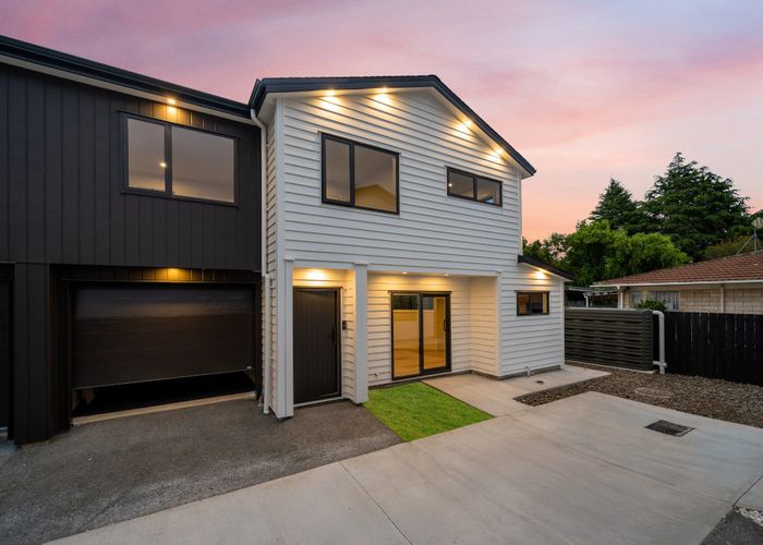  at 13 Gloaming Place, Conifer Grove, Takanini