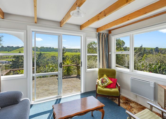  at 1 Lindsay Terrace, Motunau, Greta Valley