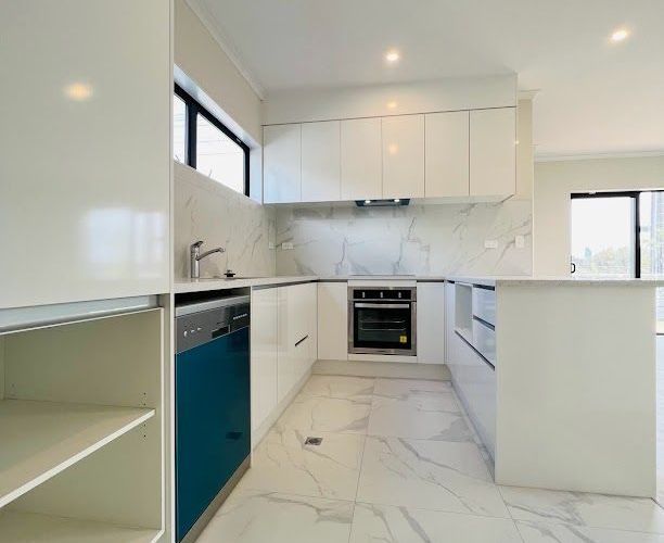  at 82A Eversleigh Road, Belmont, Auckland