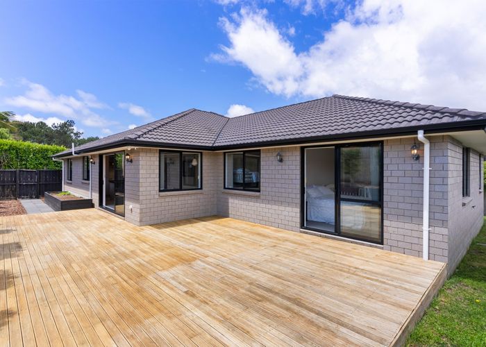  at 99 Rangeview Road, Sunnyvale, Waitakere City, Auckland