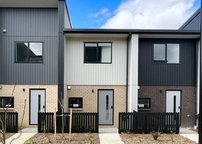  at 8/474 West Coast Road, Glen Eden, Auckland