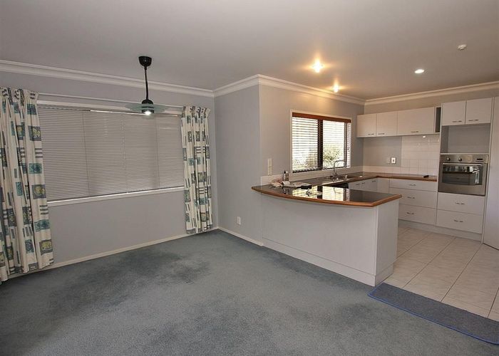  at 16A Kilsyth Way, Dannemora, Manukau City, Auckland