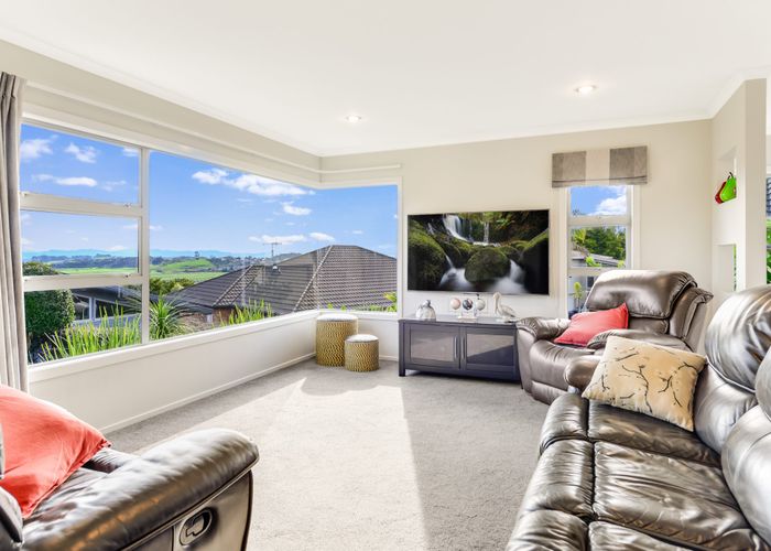  at 7 Greenfield Drive, Western Heights, Hamilton