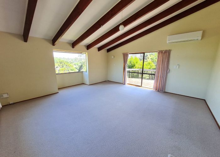  at 2/6 McQuoid Pl, Glenfield, North Shore City, Auckland