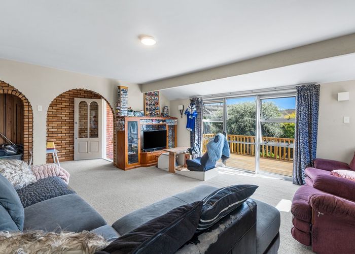  at 35 Ontario Place, Wainoni, Christchurch City, Canterbury