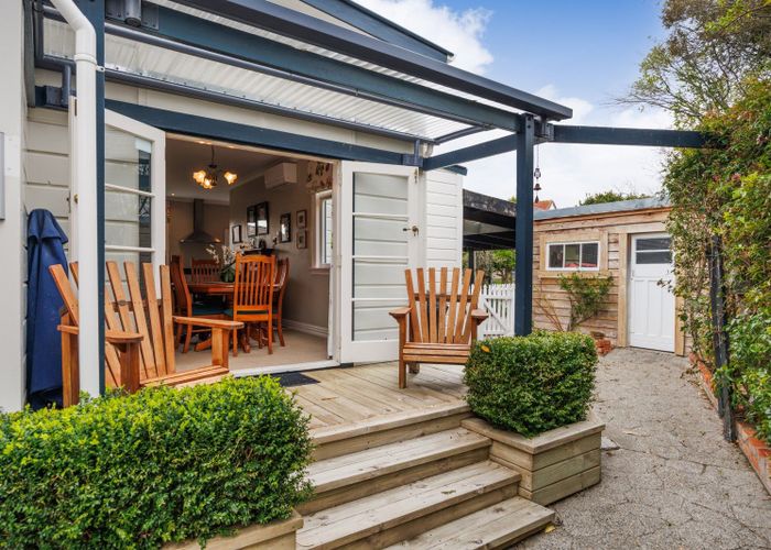  at 11 Kings Court, Roslyn, Palmerston North, Manawatu / Whanganui
