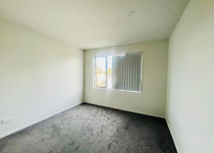  at 10D Benton Place, Manurewa, Manukau City, Auckland